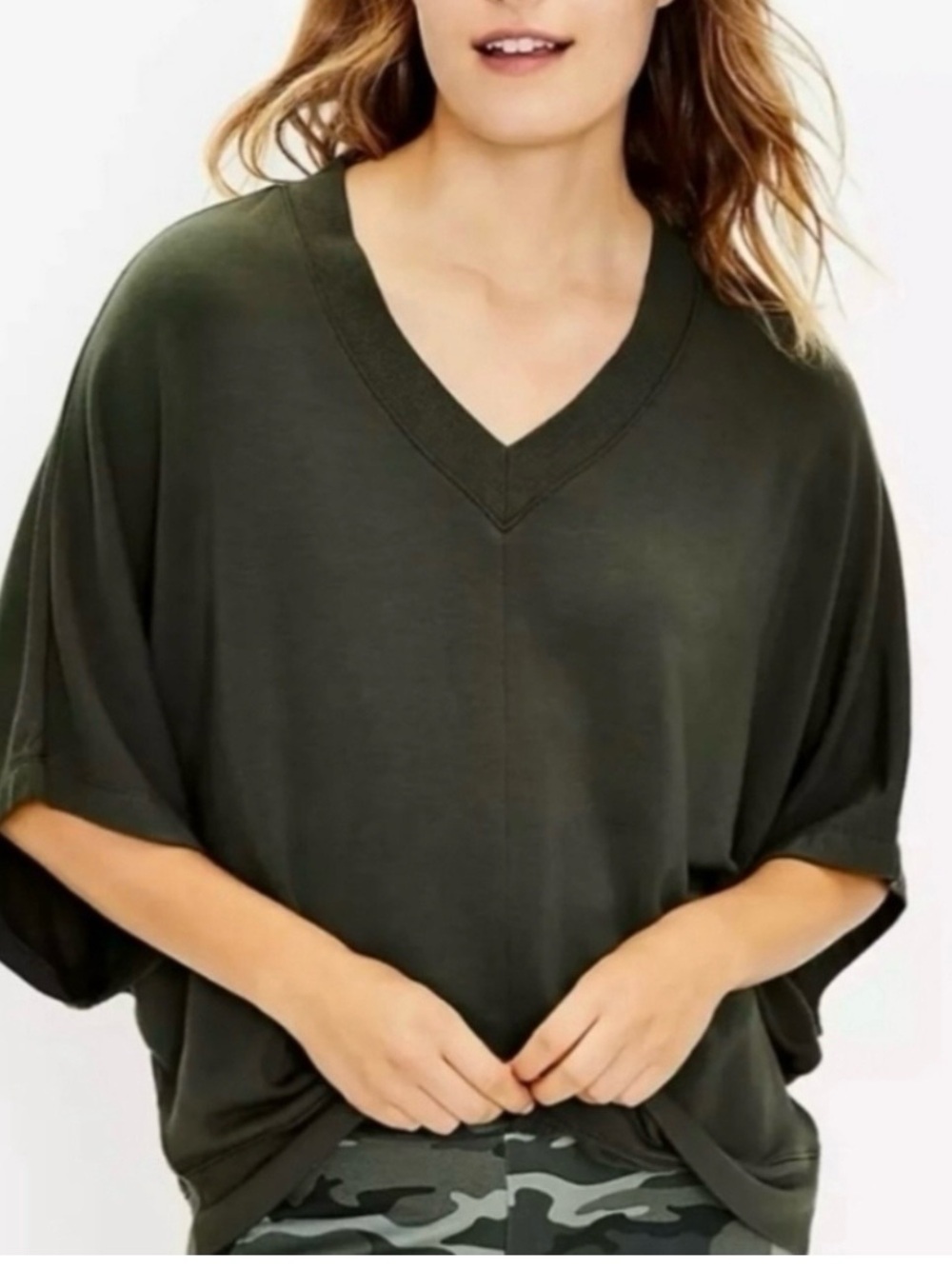 L&G•Gray Dolman V-Neck 3/4 Sleeve Asymmetrical Tee